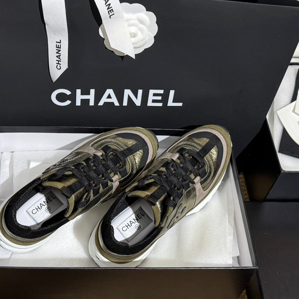 CC 25A Trainers Gold Black Olive Laminated Calfskin And Suede Calfskin352117