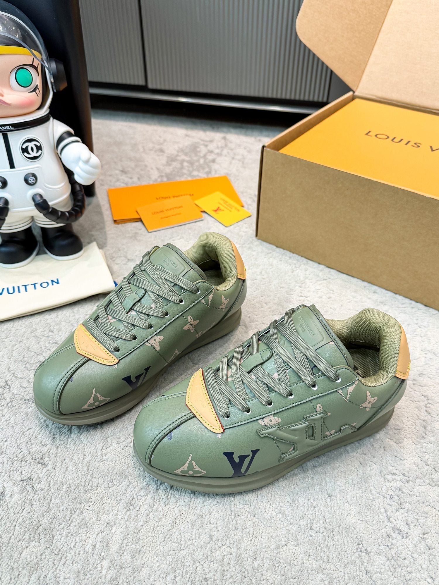 LV ButterSoft Sneaker Olive Monogram Leather 625418