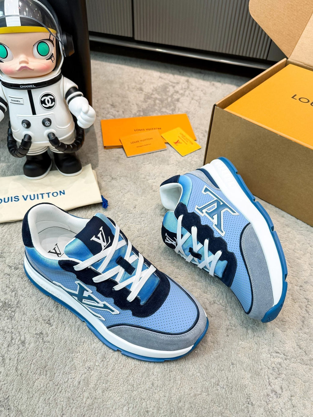 LV Classic Sneaker Grey Blue Black Suede Mesh 625421