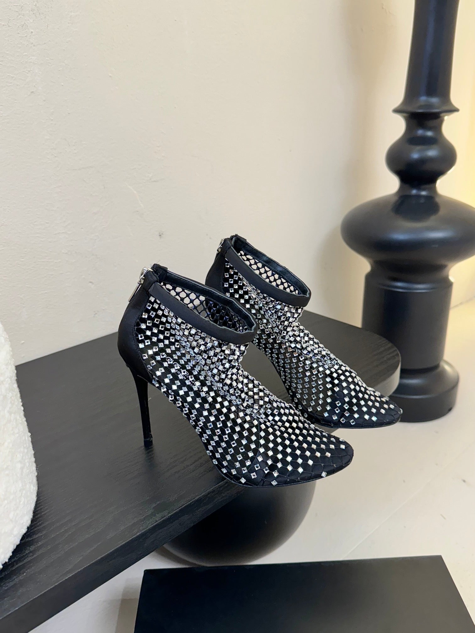 DC Pumps Black White Rhinestone Mesh & Sheepskin 297011