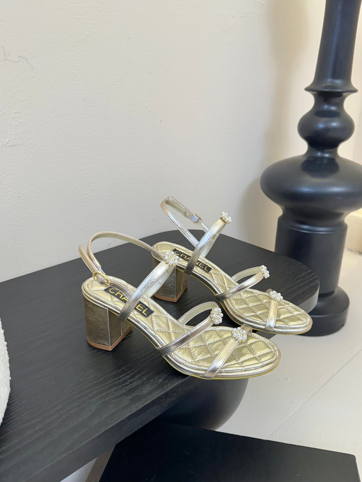 CC 25SS 3 Flowers Heel Sandals 60mm Gold Metallic Sheepskin 351433