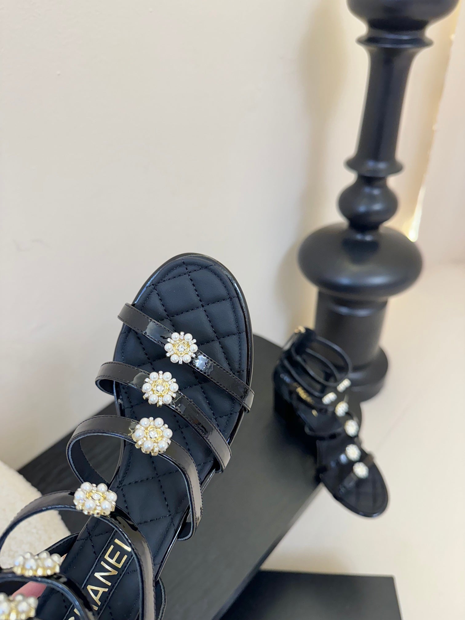 CC 25SS Camellia Multi Straps Heel Sandal 60mm Black Sheepskin 351434