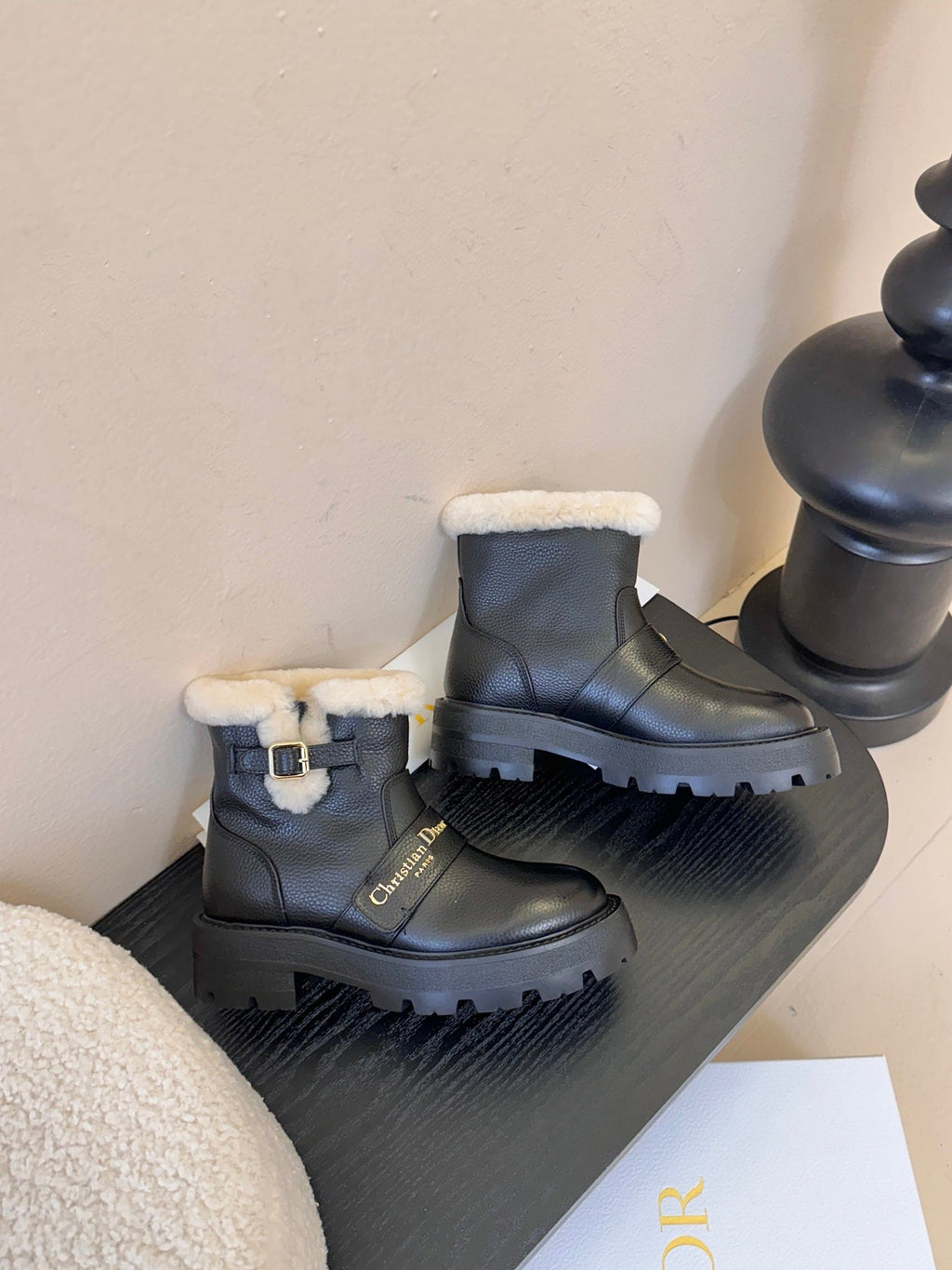 CD Alps D-Quest Ankle Boot Black Grained Calfskin Shearling 530608
