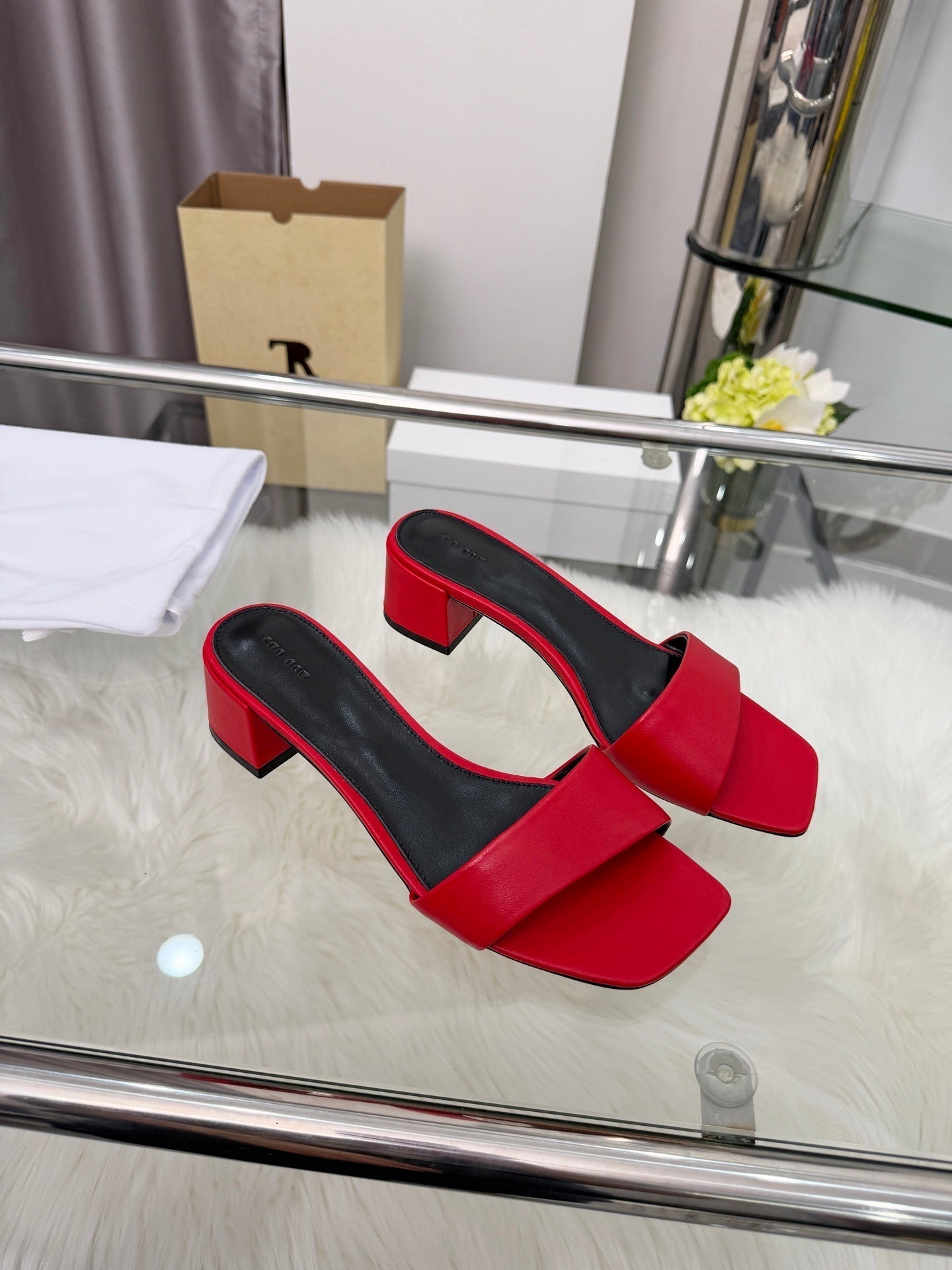 The Row New Chocolate Slide Red Lambskin 707566