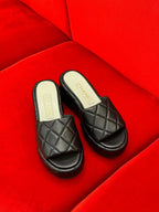 CC WEDGE HEELS BLACK LAMBSKIN