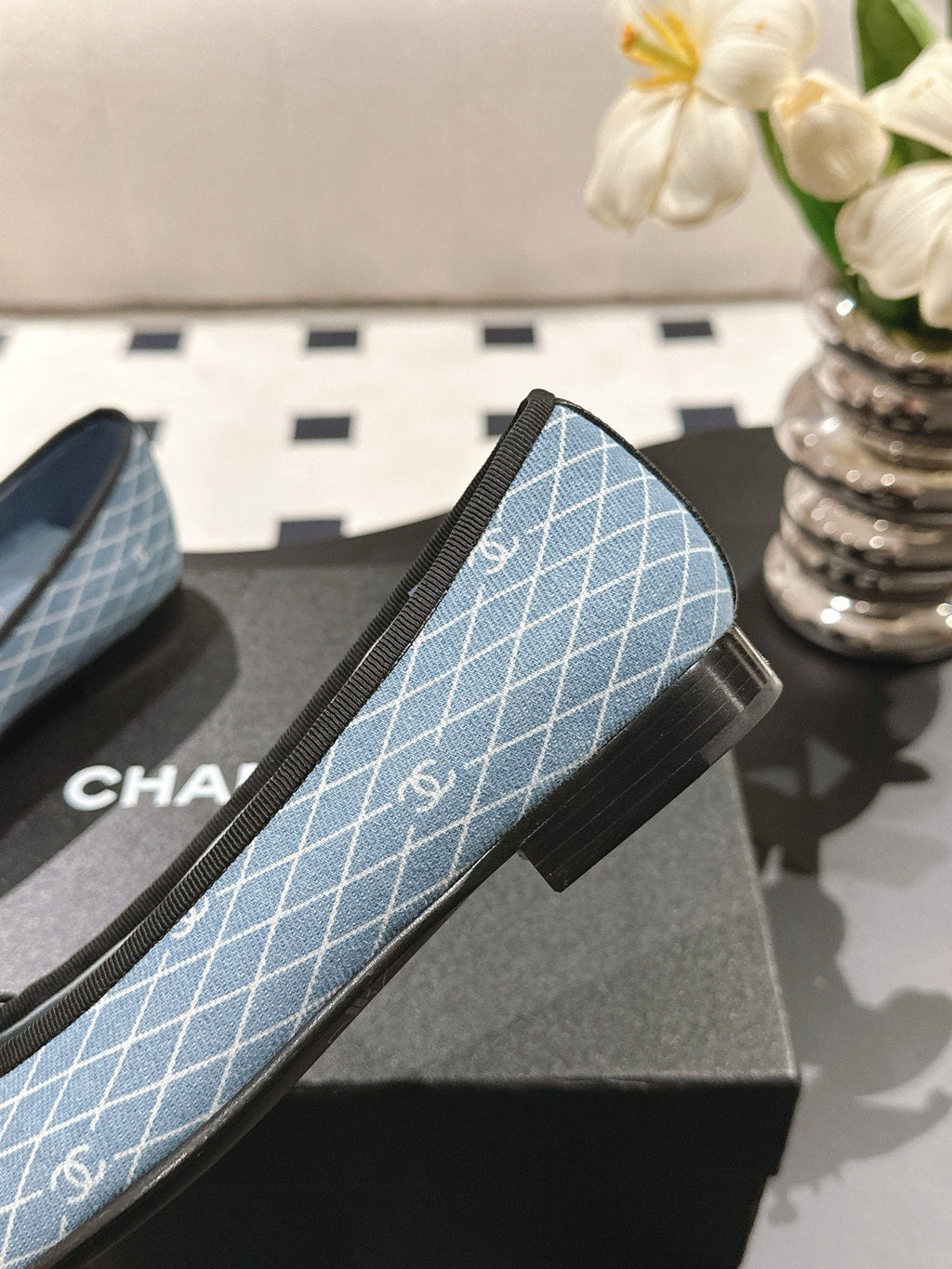 cc 25c ballet flat cross line pattern blue denim 237479