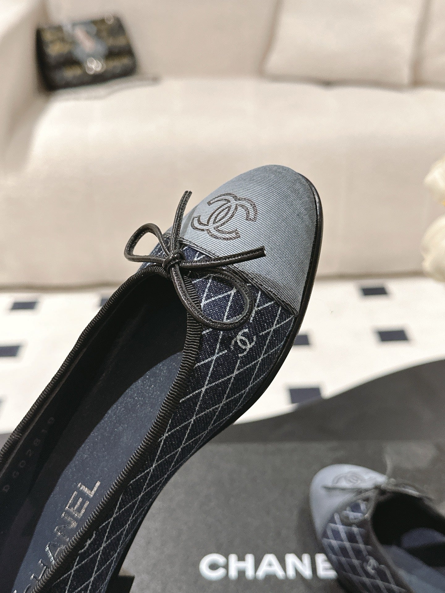cc 25c ballet flat cross line pattern dark blue denim 237480