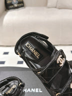 cc 25p logo with pearl sandal black leather 237590