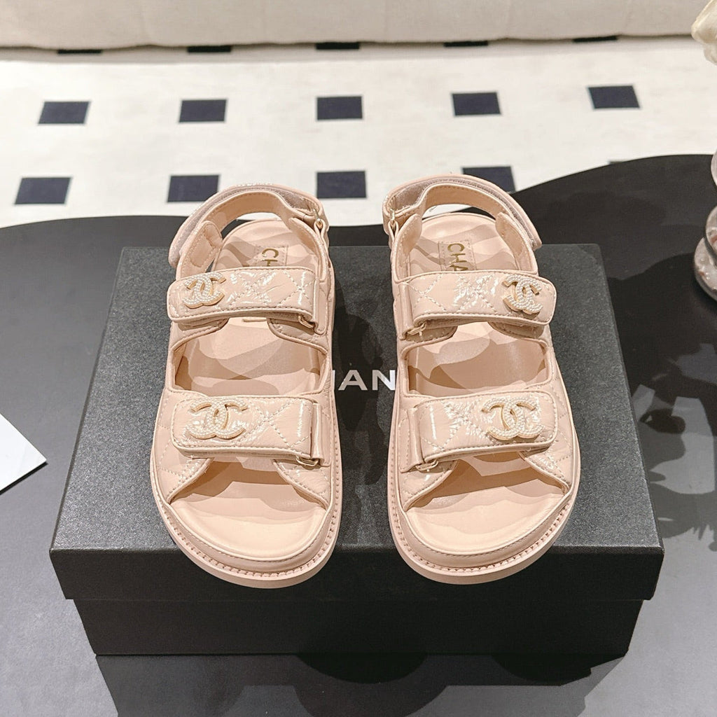 CC 25 Dad Deals Sandals Putty Pink Patent Leather 237591