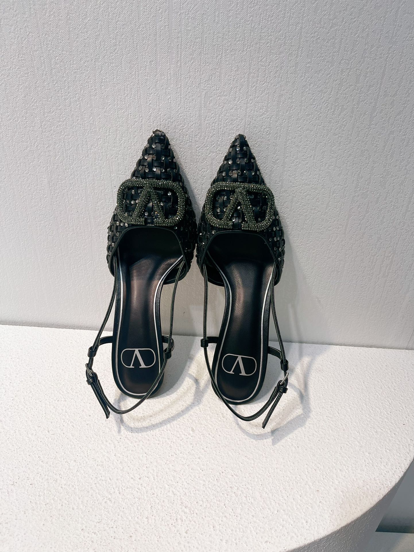 VT High Heeled Slingbacks Black Sheepskin 292799