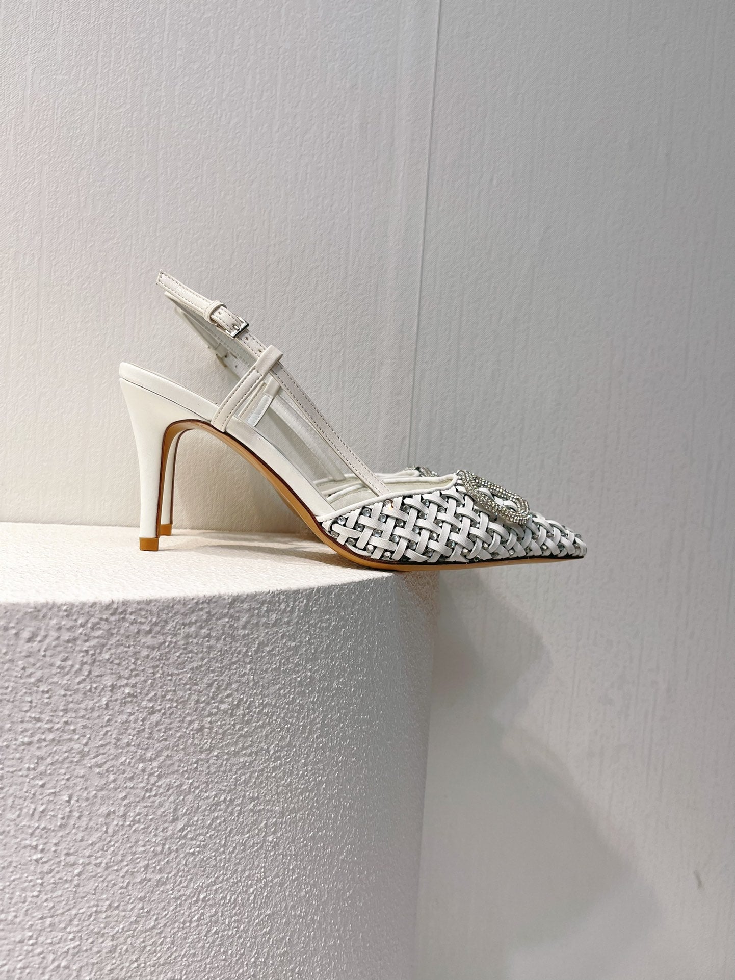 VT High Heeled Slingbacks White Sheepskin 292800