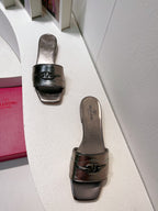 VT Moon Slides in Leather Gray Cowhide 292864