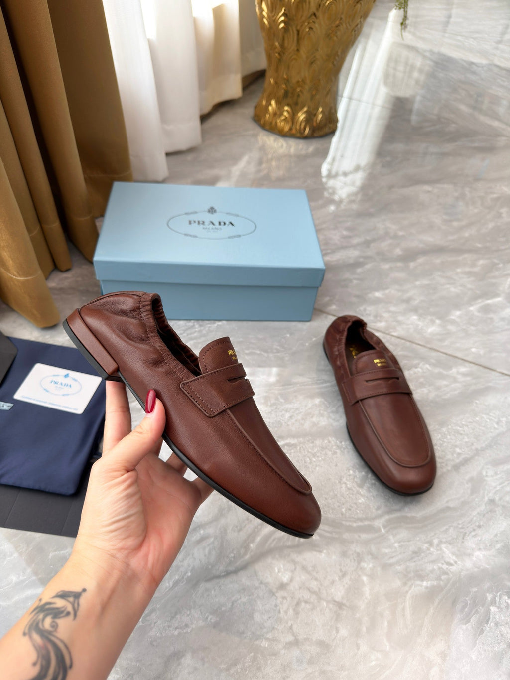 Prada 25SS Casual Elastic Loafers Warm Clay Distressed Calfskin 564182