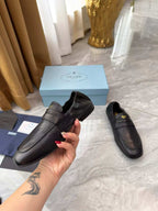 Prada 25SS Casual Elastic Loafers Black Distressed Calfskin 564183