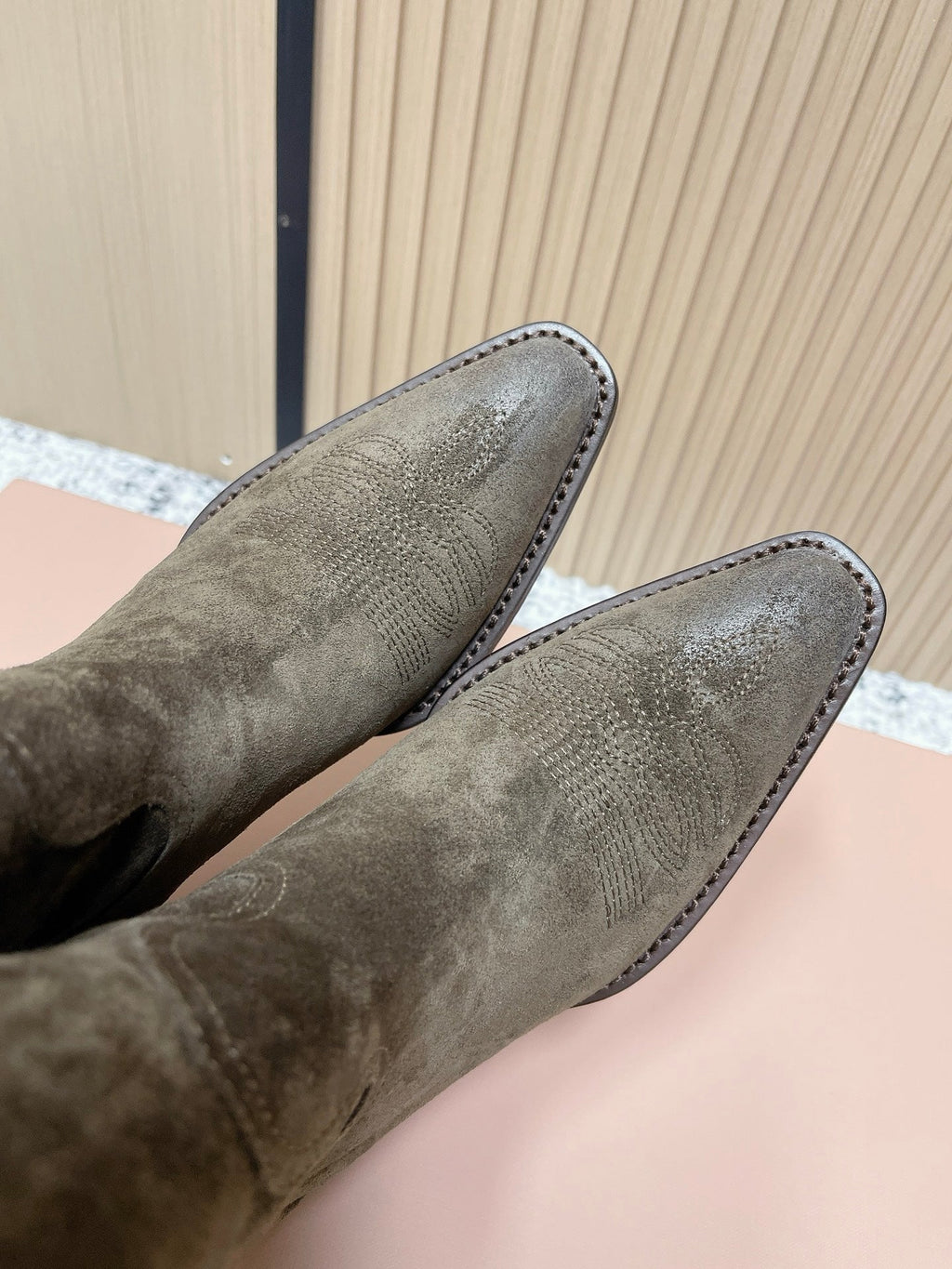 Miumiu Latest FW Western Cowboy Boots olive green  Suede 533967