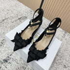 CD 26s Pump 40 Black Beige Canvas Pearl Hardware 643492