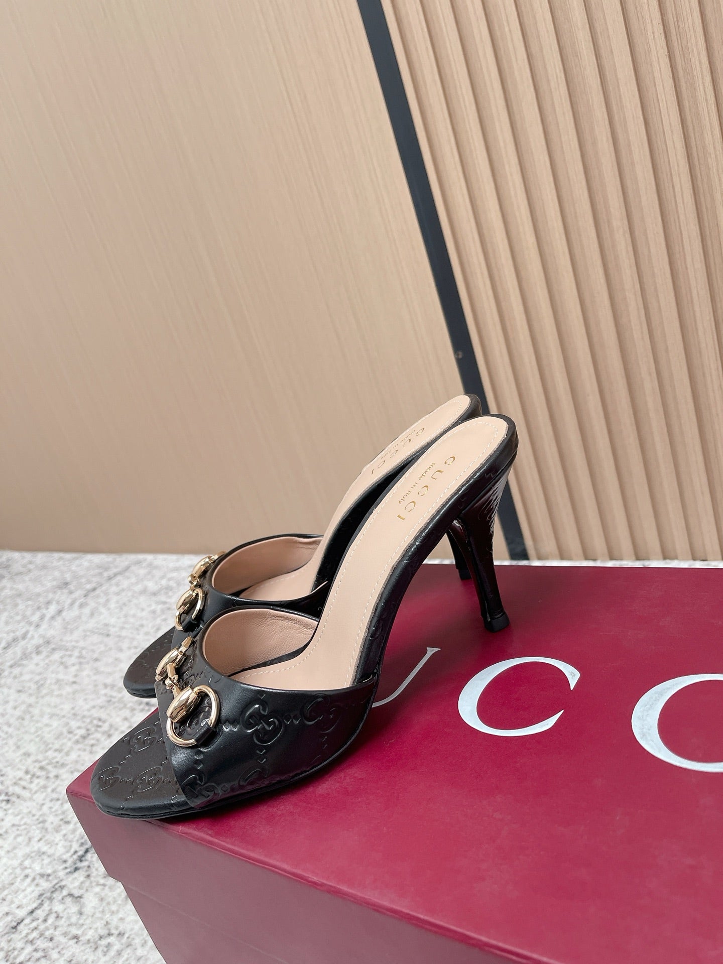 GG Sandal With Horsebit 8.5cm Black Shiny Leather 752225