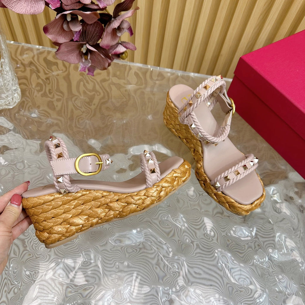 Rockstud Flatform Sandal 75mm In Rose Pink Calfskin And Raffia 102858