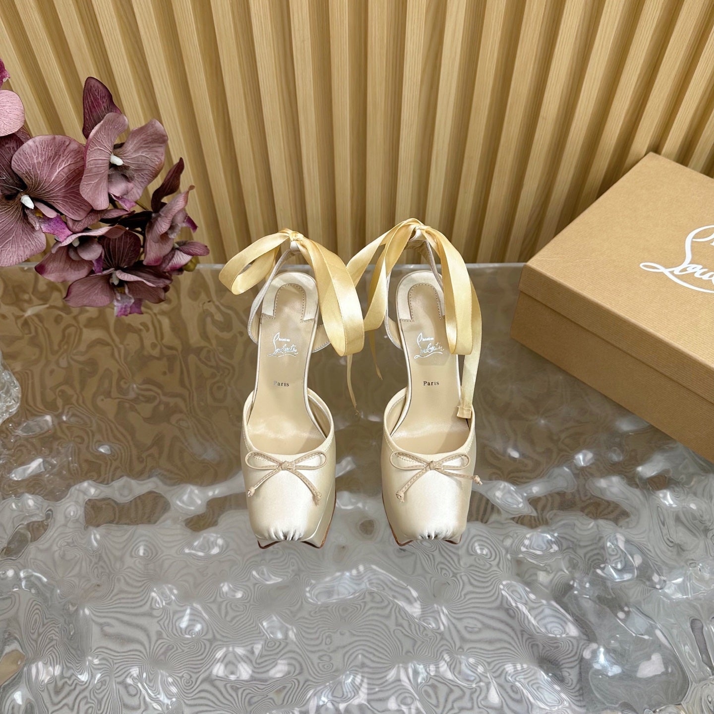 CL 25C Cassia Lace Up Alta 160mm Light Yellow Silk 221615