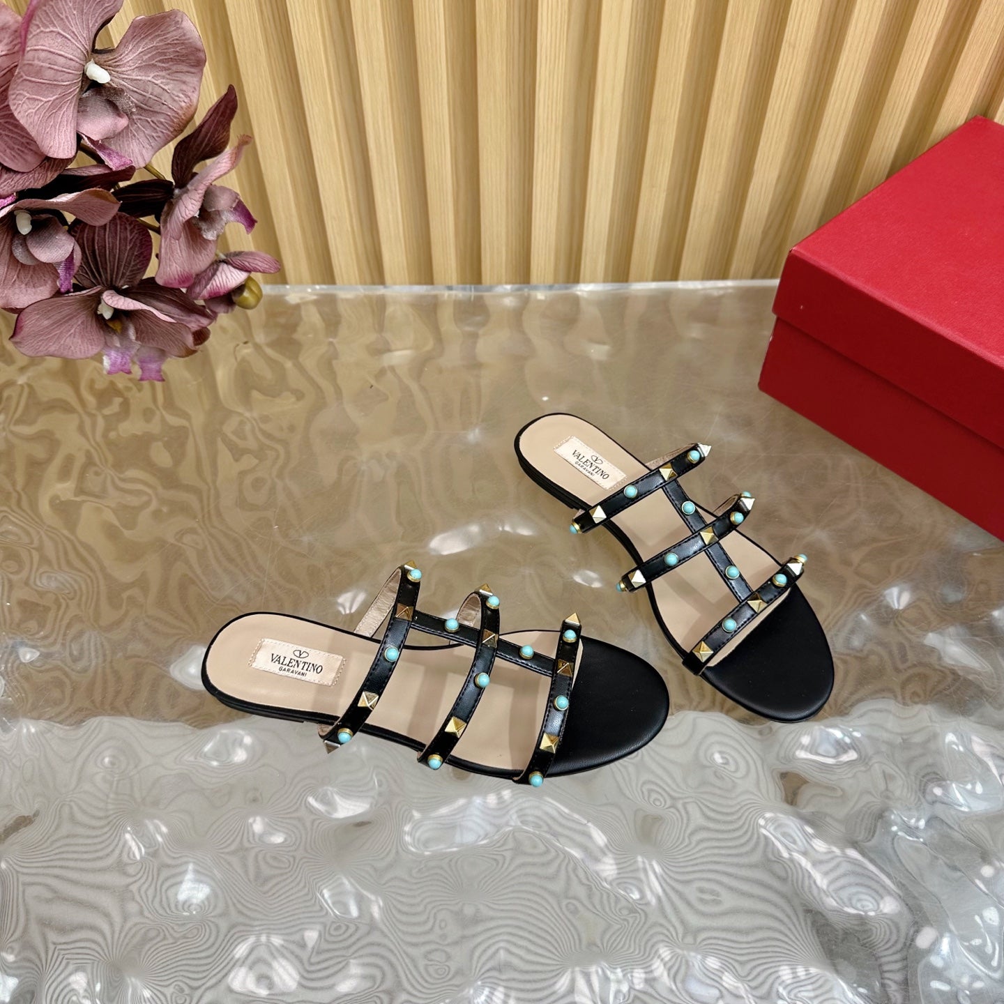 Rockstud Leather Caged Mule Sandals 10mm Black Sheepskin 307859