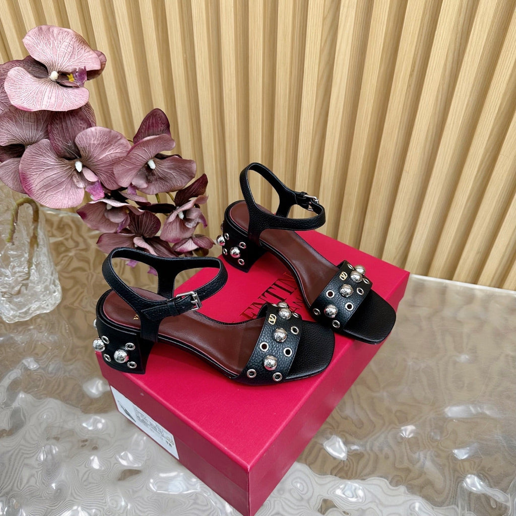 VT 25 Rivet Steel Beads Slingback Black Lambskin 325205