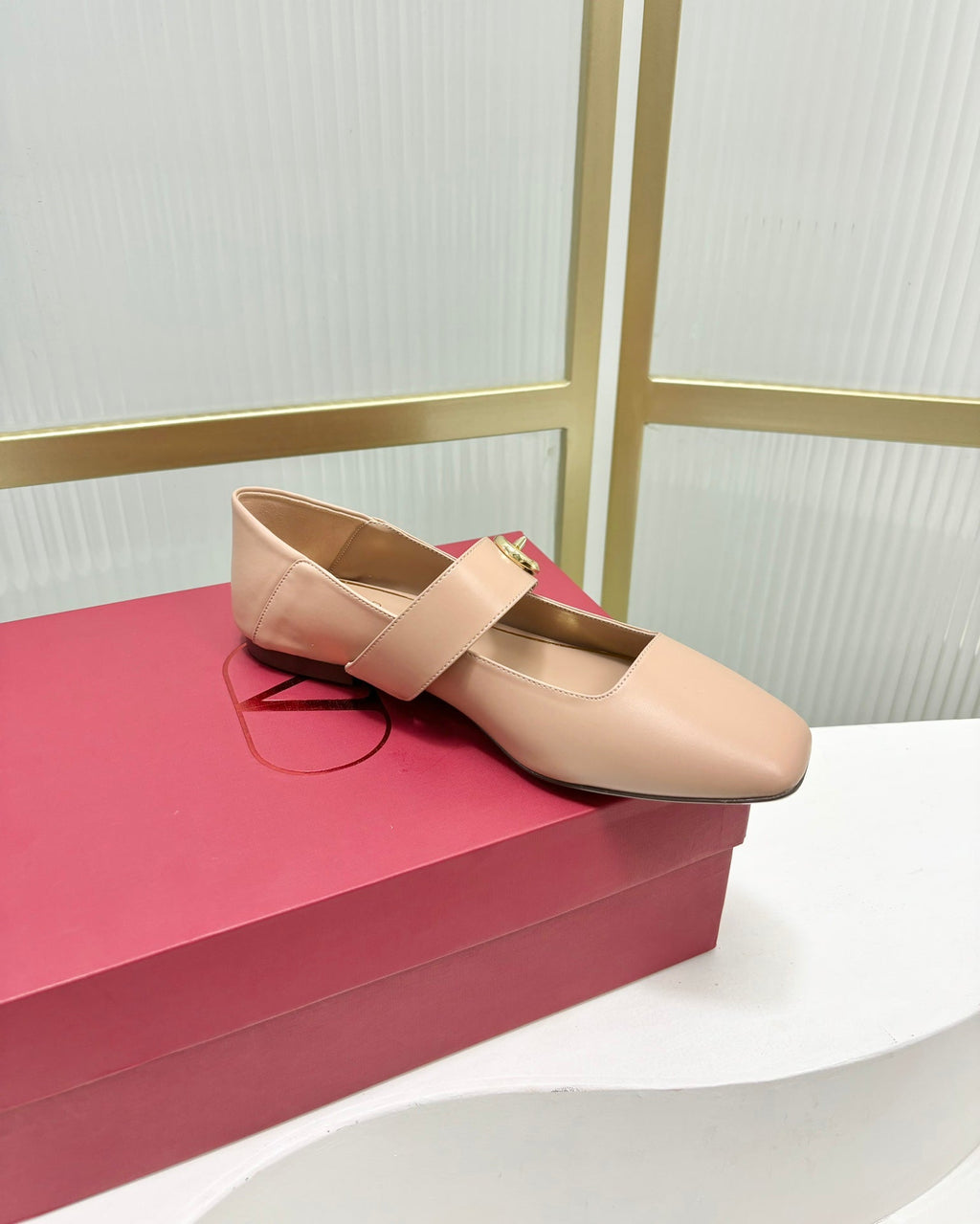 Vlogo Locker Mary-jane Ballerina In Beige Pink Cowhide 843667