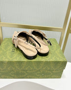 STRAPPY FLAT SLINGBACK IN BEIGE CREAM GLOSSY CALFSKIN