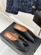 Alaia Slipper Black Calfskin 293191