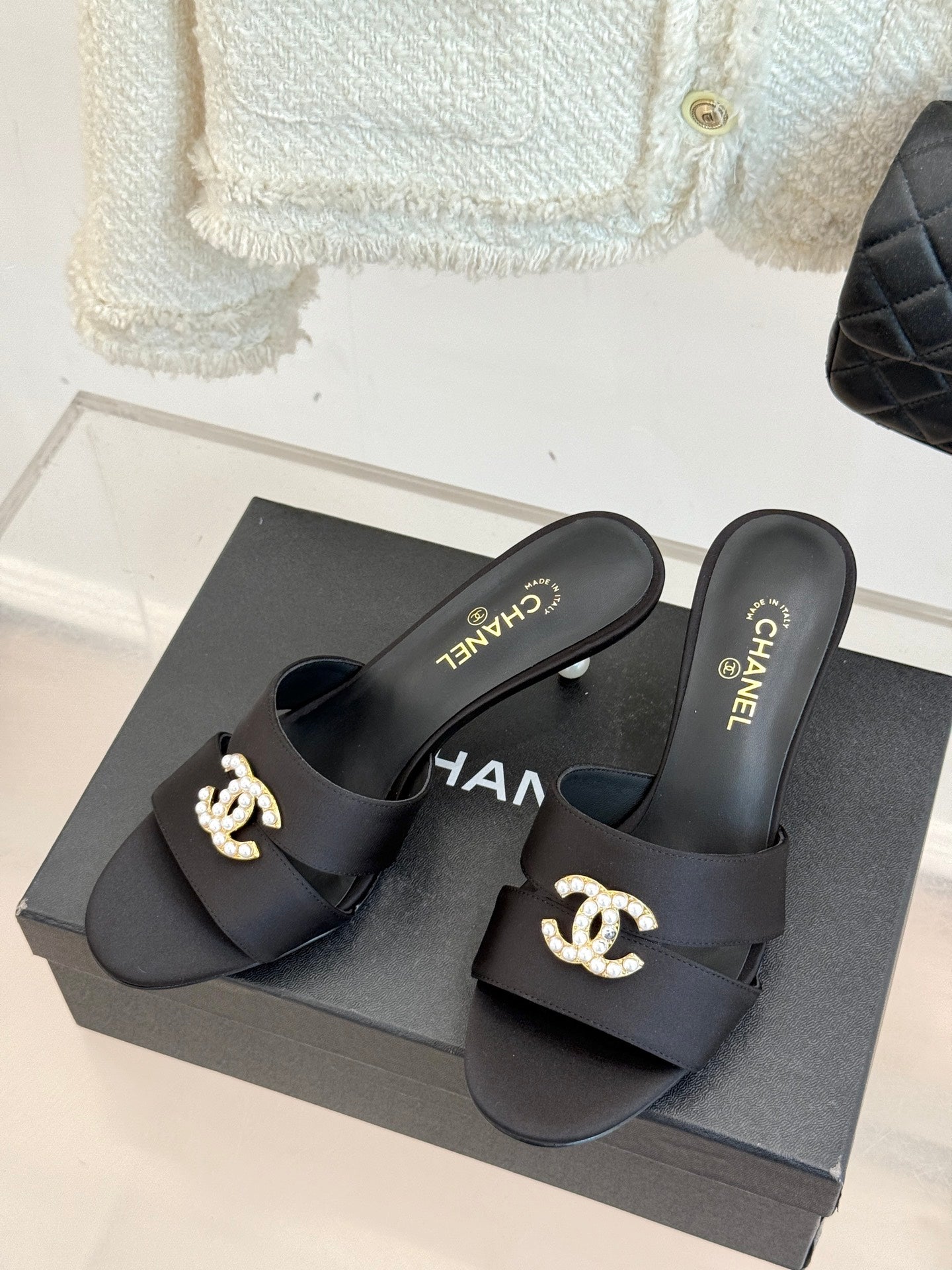 CC 25 Mules Black Silk Lambskin 308777