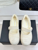 CC 25A Mary Janes Beige Suede And Lambswool 404662