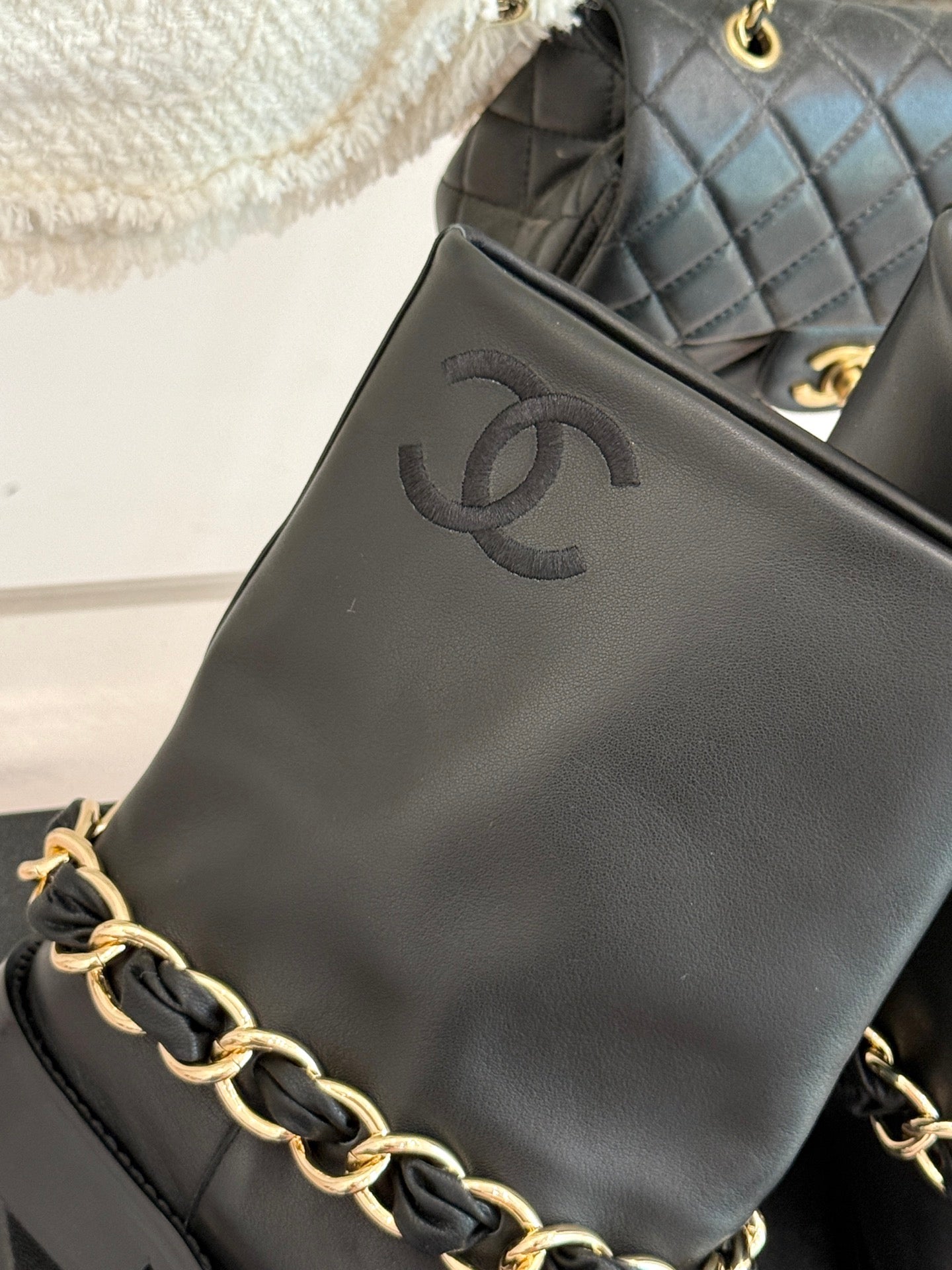 Chanel 25 Large Chain Flat-solved Boot Black Lambskin 465422