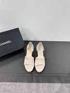 BLOCK HEEL SANDALS WHITE SHEEPSKIN