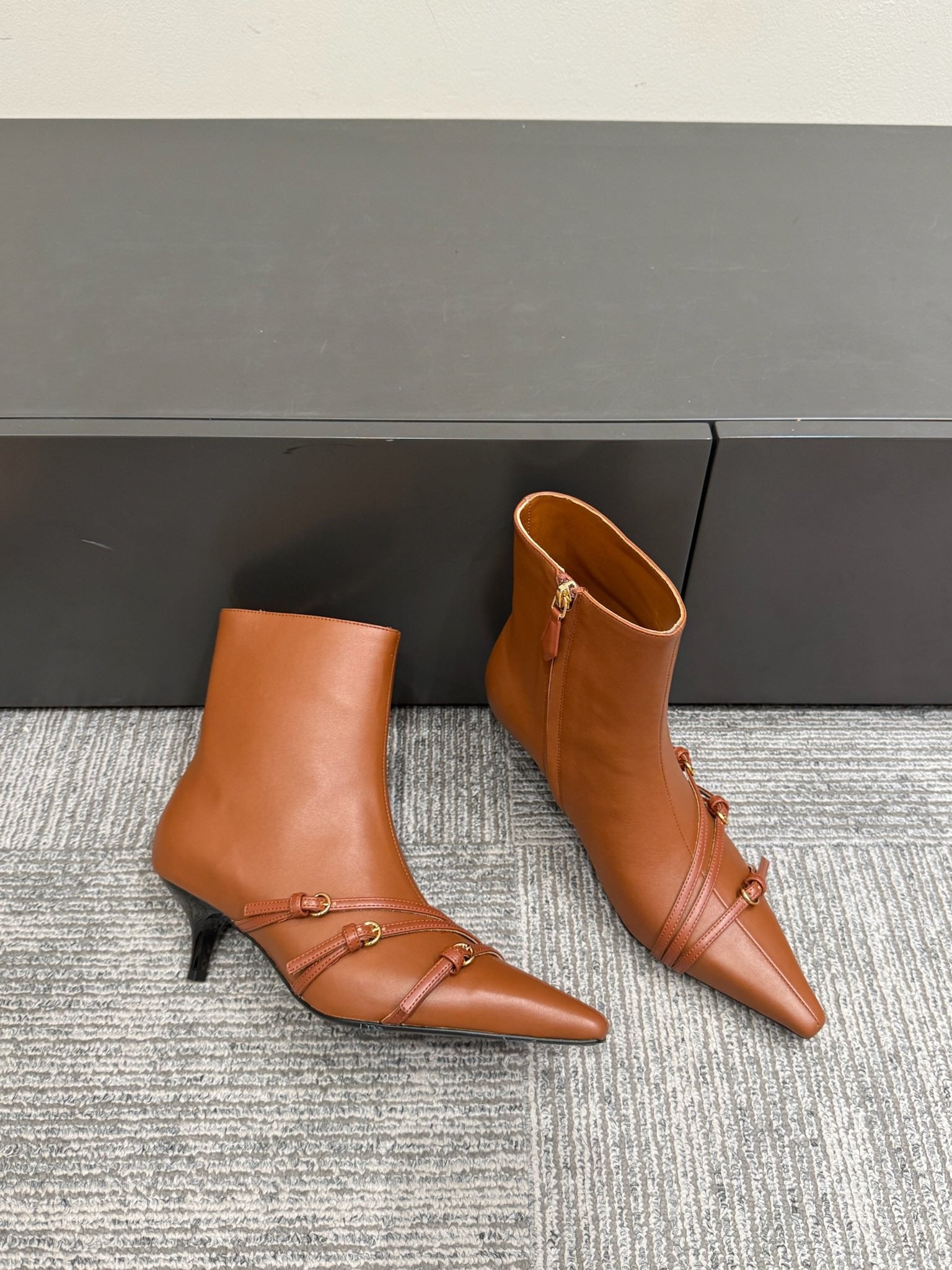 Miu short boots brown cowhide 417981