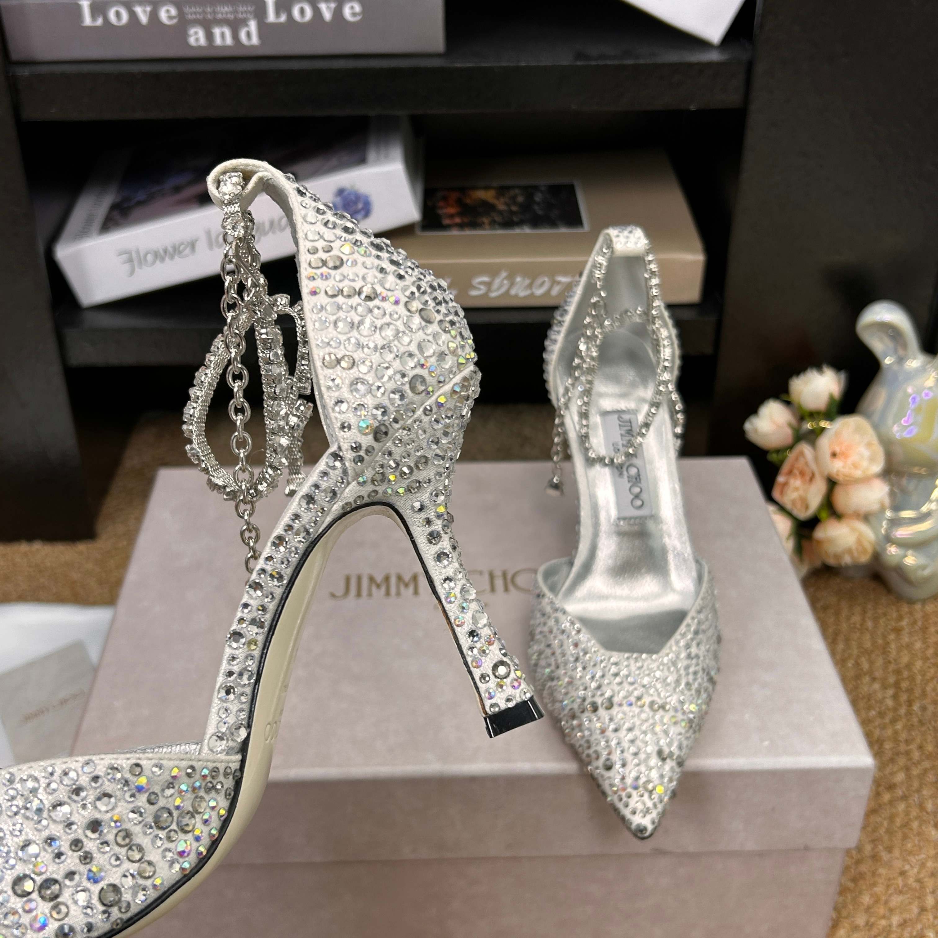 Jimmy 26 Stevie Pump 9cm Sliver Crystal Leather 681907