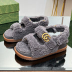 DAD SANDALS IN DARK GRAY FLEECE