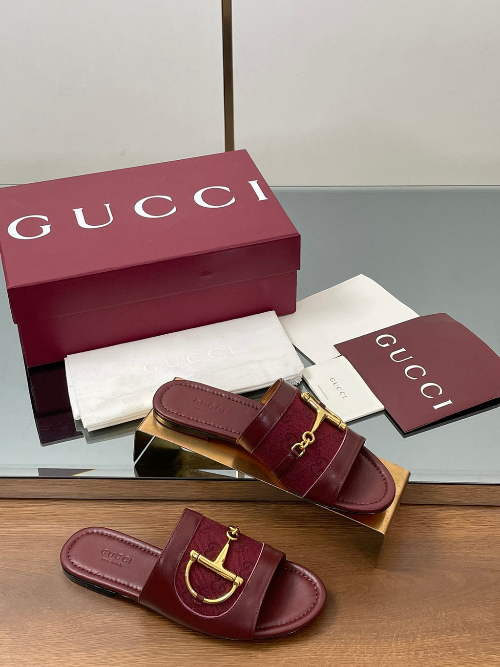 GG D-Shaped Sandals Burgundy Sheepskin Canvas 646461