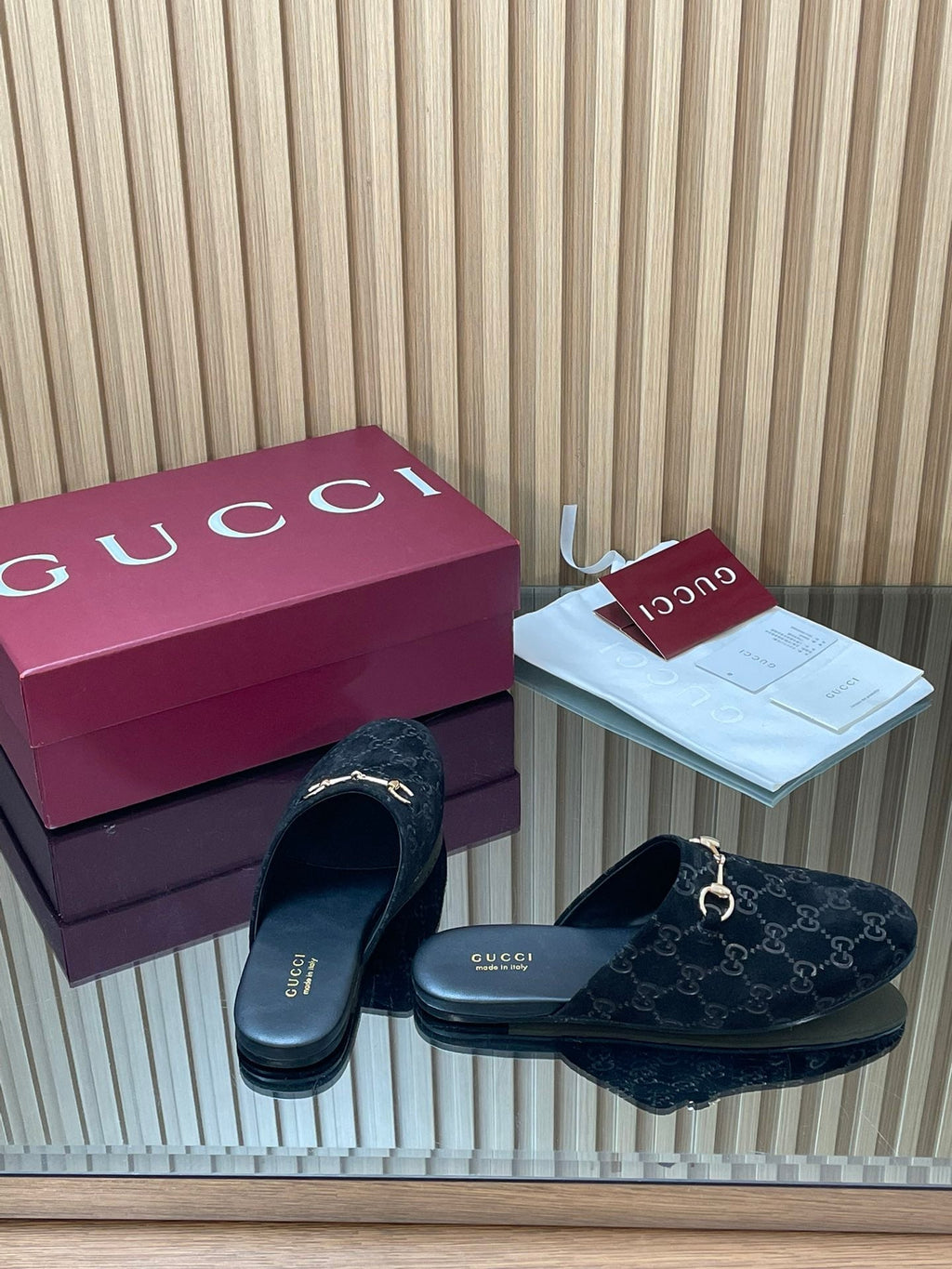 Gucci 25 Horsebit Mule Black GG Suede 563078