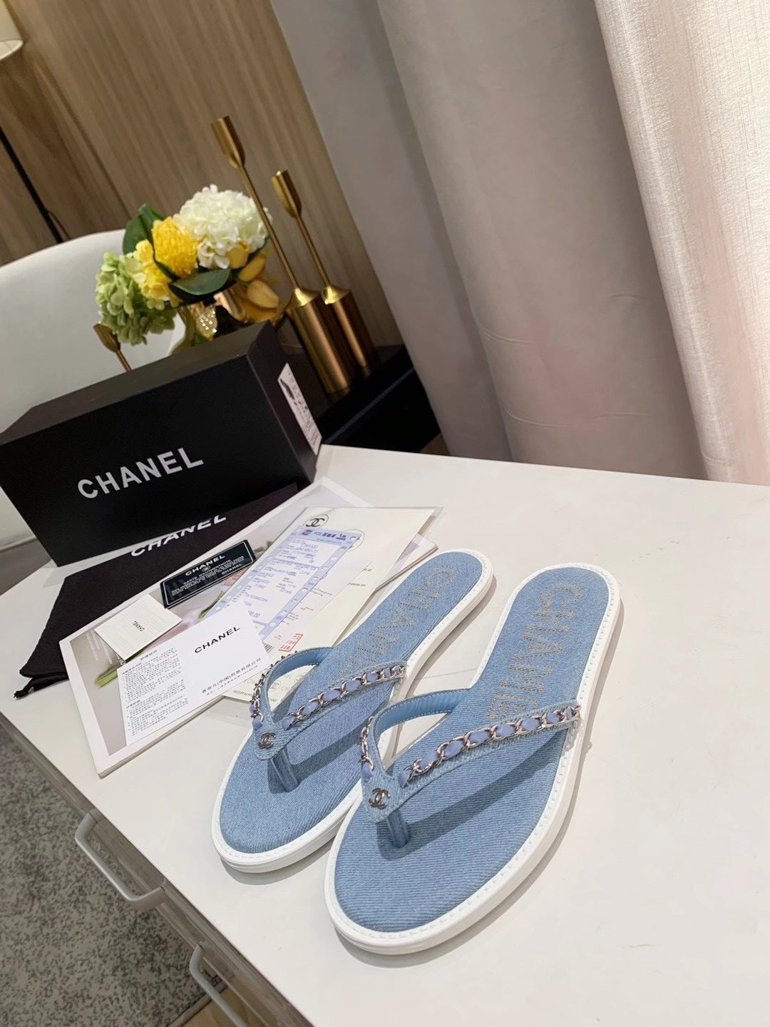 CC Chain Link Thong Flat Blue Denim 696739