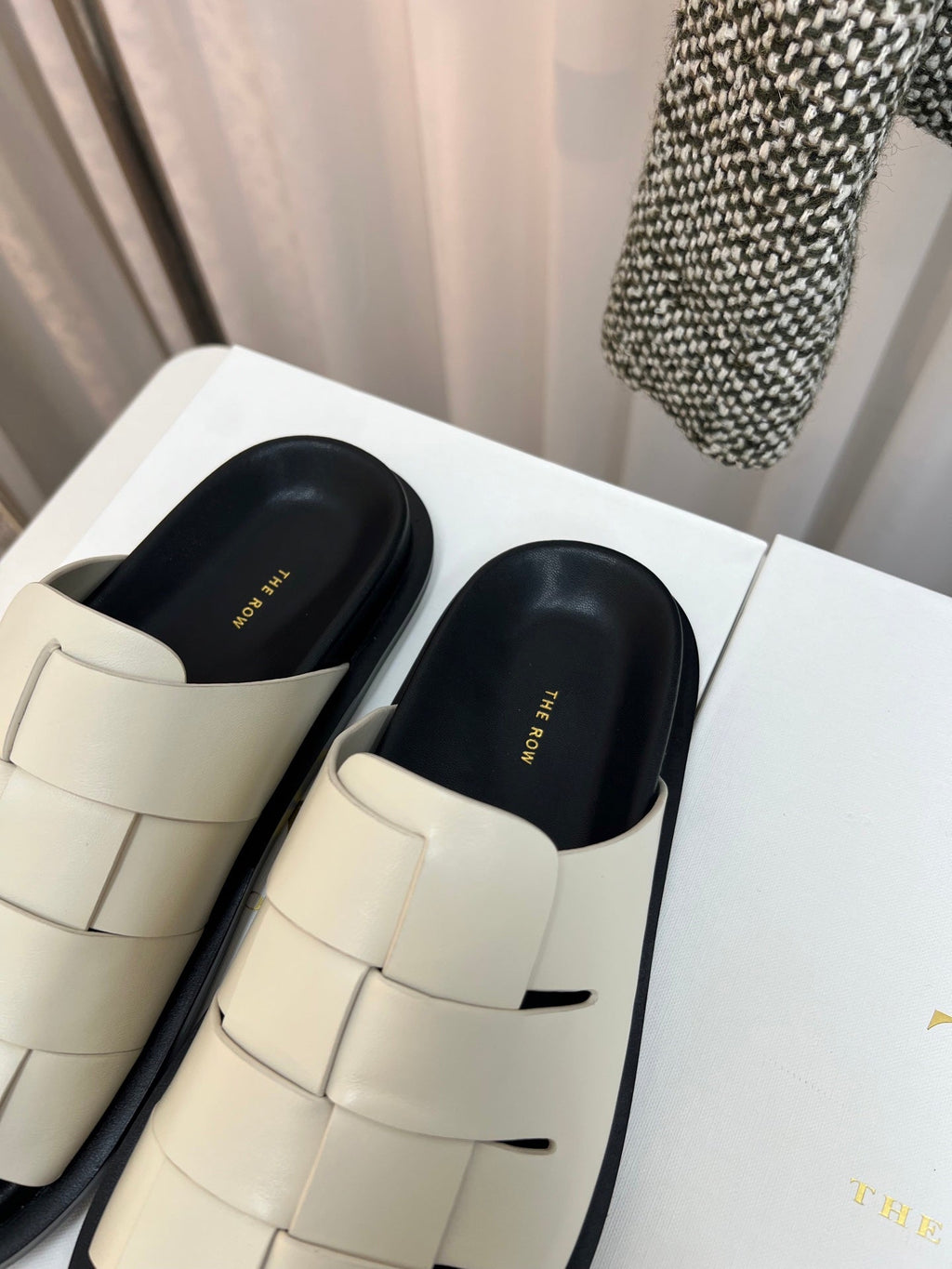The Row Slide White Lambskin 707559