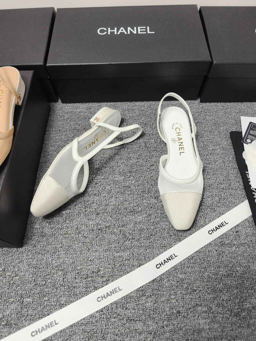 CC 26s Slingback 20 White Mesh Fabric Sheepskin 682002