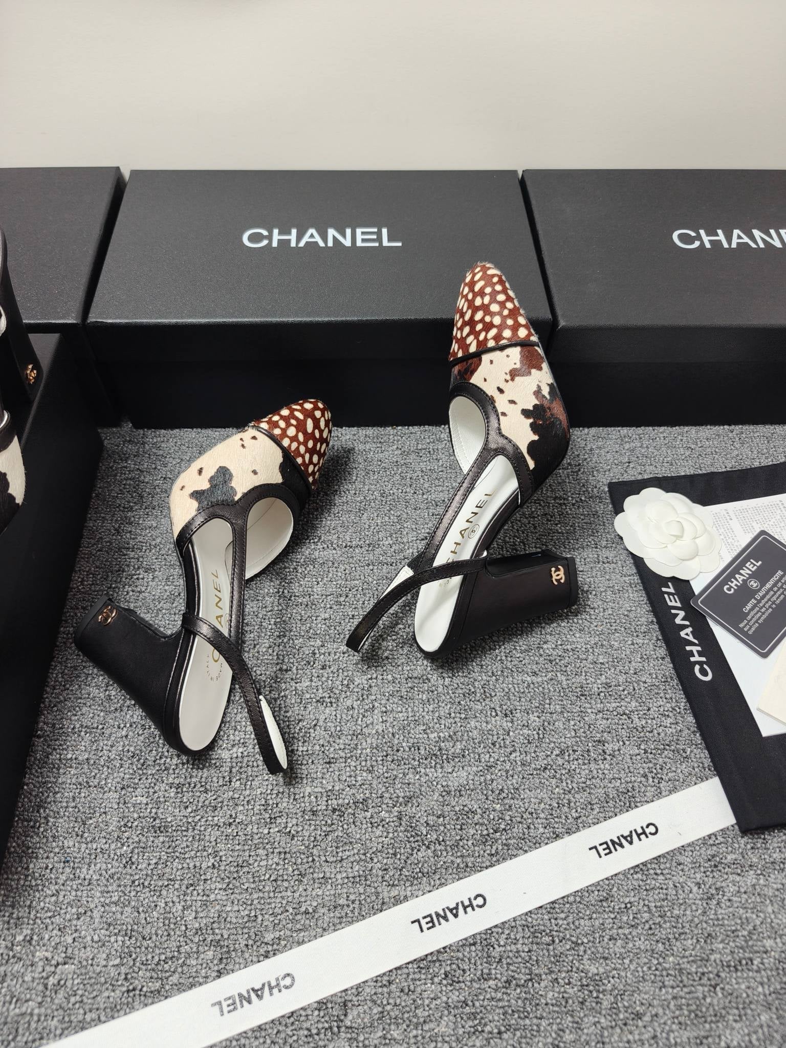 CC SS 2026 Slingbacks 9.5cm White Brown Black Calfskin Lambskin