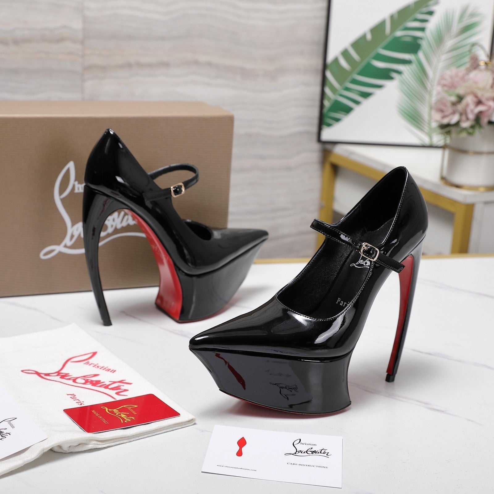 CL Matières Fécales Platform Pumps 15cm Black Patent Leather 637886