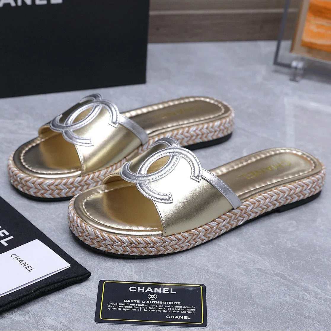 CC 2026 Slippers Gold Sheepskin 758399