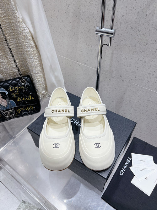 CC 26s Mary Jane Loafers White Lambskin 762896