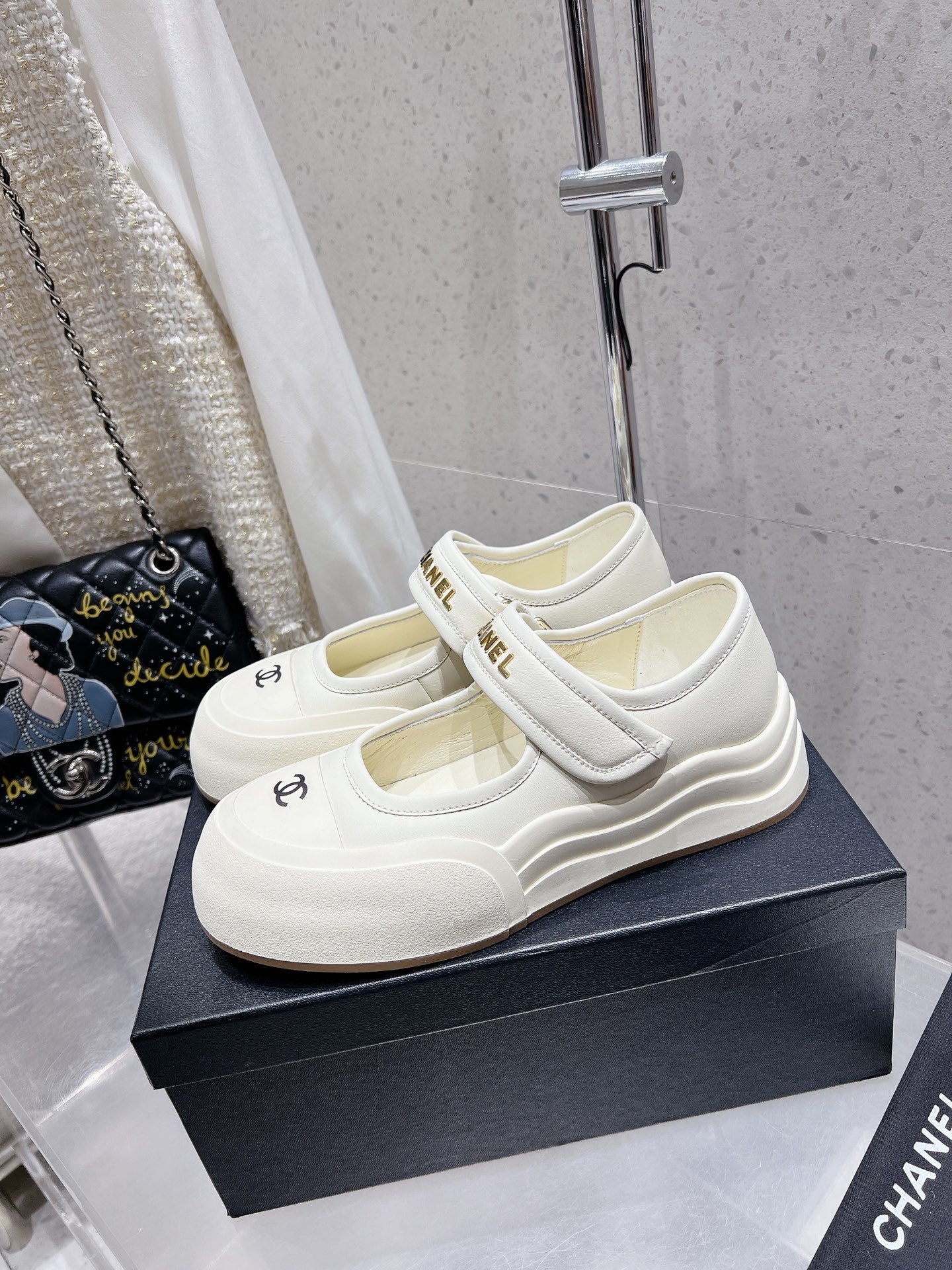 CC 26s Mary Jane Loafers White Lambskin 762896