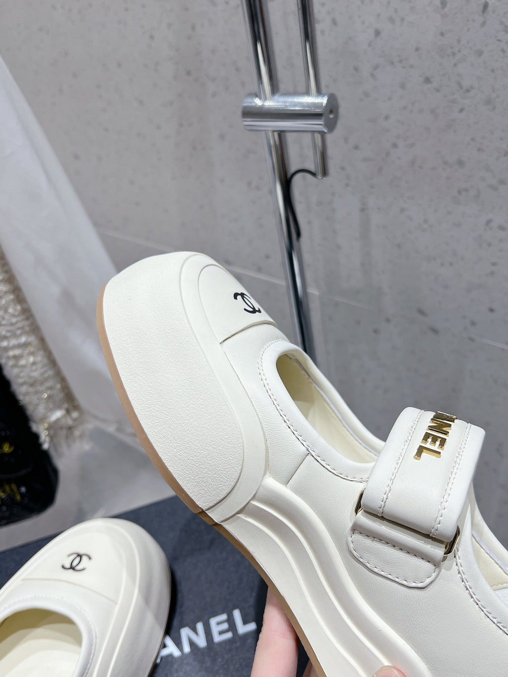 CC 26s Mary Jane Loafers White Lambskin 762896
