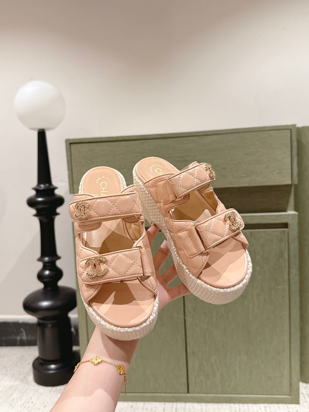 CC 26s Dad Platform Sandal Mule Beige Sheepskin 762875