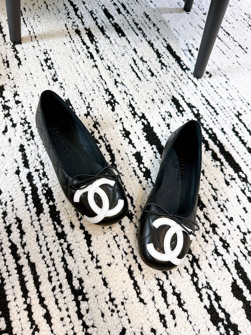 CC 26s Coco Beach Ballet Flats Black Quited Lambskin 741089