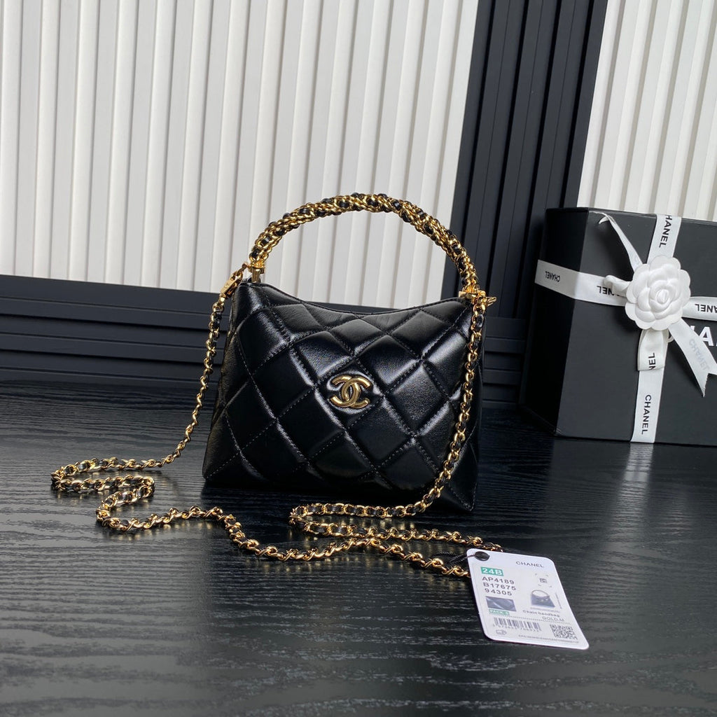 CC 24B Hobo Lunch Bag Black Calfskin 286206