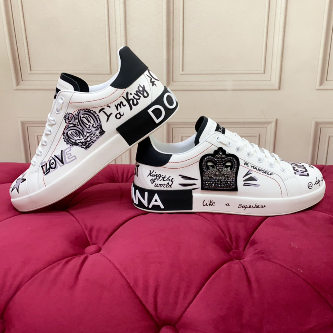 DC 24 Portofino Sneakers Black White Digital-Print Sheepskin & Crown Embroidery 100858